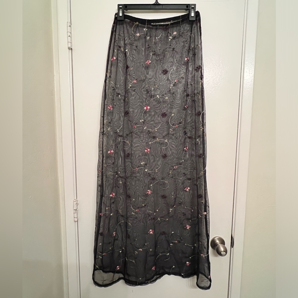Vintage Black Sheer Embroidered Flower Skirt